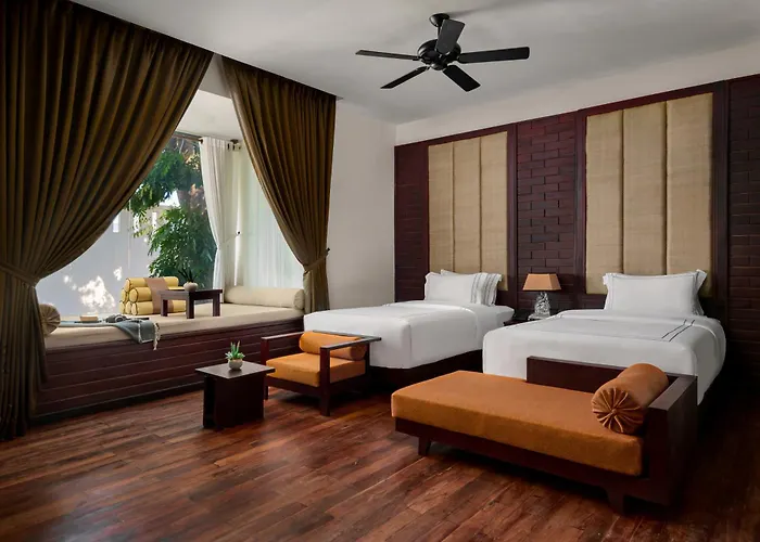 The Embassy Angkor & 5* Siem Reap