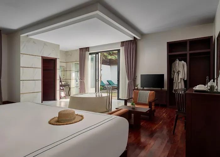 The Embassy Angkor &
